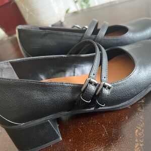 Block heel Mary Jane shoes